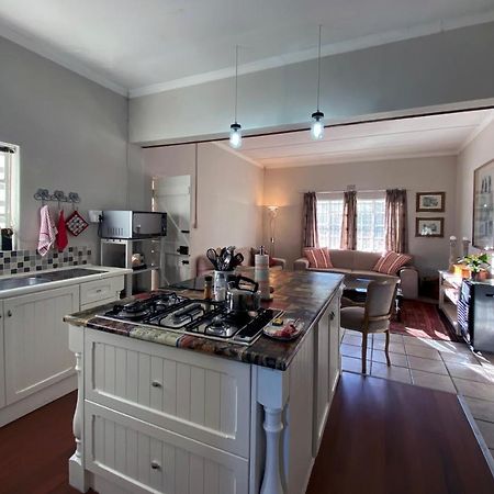 Olive And Vine Farm Cottage Franschhoek Eksteriør billede