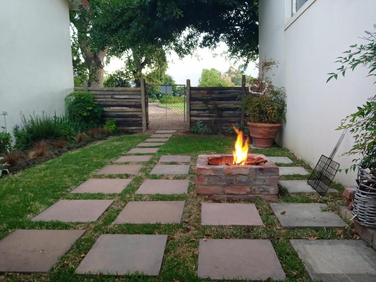 Olive And Vine Farm Cottage Franschhoek Eksteriør billede
